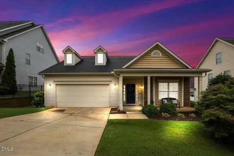 324 Lynshire Avenue Clayton NC 27527