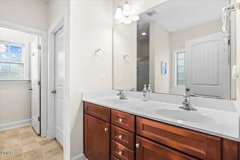 324 Lynshire Avenue Clayton NC 27527