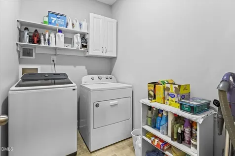324 Lynshire Avenue Clayton NC 27527