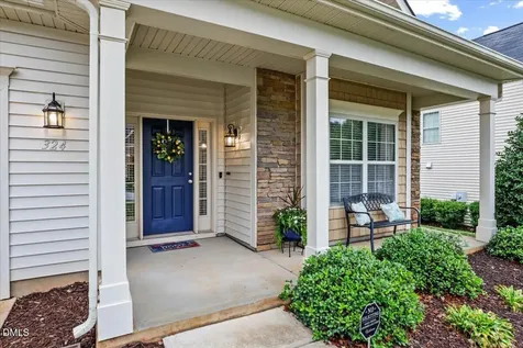 324 Lynshire Avenue Clayton NC 27527