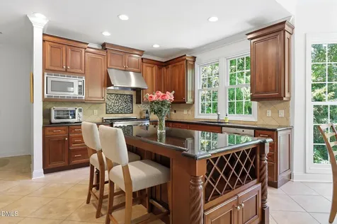 97603 Franklin Ridge Chapel Hill NC 27517