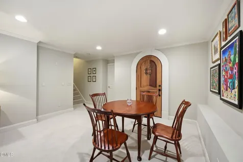 97603 Franklin Ridge Chapel Hill NC 27517