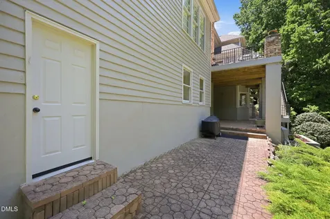 97603 Franklin Ridge Chapel Hill NC 27517