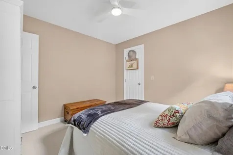 7 Fox Chase Lane Durham NC 27713