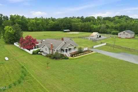 6673 Nc Highway 62 Burlington NC 27215