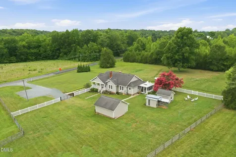 6673 Nc Highway 62 Burlington NC 27215