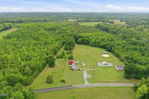 6673 Nc Highway 62 Burlington NC 27215