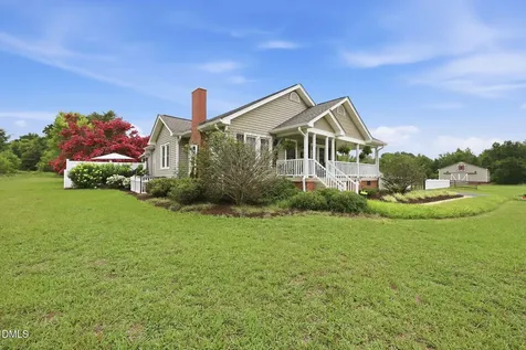 6673 Nc Highway 62 Burlington NC 27215