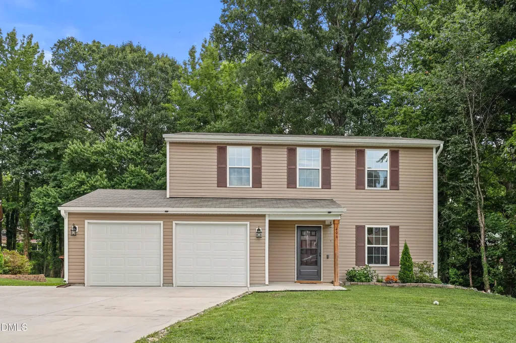 406 Carrie Court Burlington NC 27215