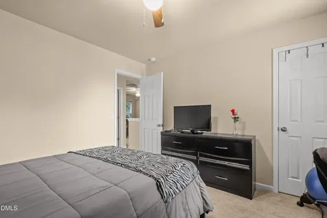 406 Carrie Court Burlington NC 27215