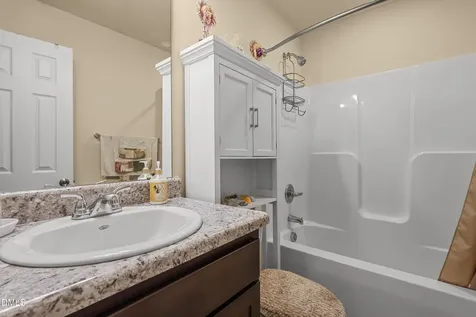 406 Carrie Court Burlington NC 27215