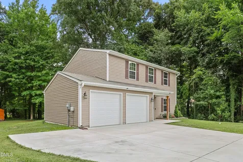 406 Carrie Court Burlington NC 27215