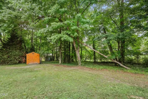 406 Carrie Court Burlington NC 27215