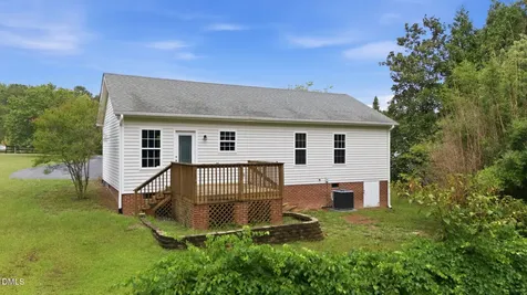 5704 Stone Crystal Drive Fuquay Varina NC 27526