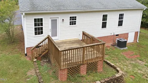5704 Stone Crystal Drive Fuquay Varina NC 27526
