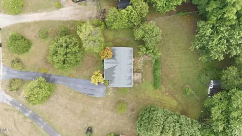 5704 Stone Crystal Drive Fuquay Varina NC 27526