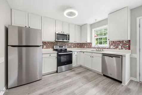 5704 Stone Crystal Drive Fuquay Varina NC 27526