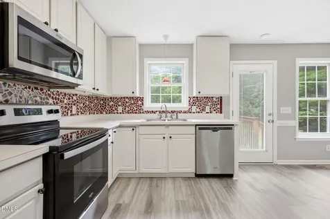 5704 Stone Crystal Drive Fuquay Varina NC 27526