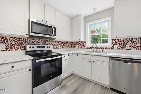 5704 Stone Crystal Drive Fuquay Varina NC 27526