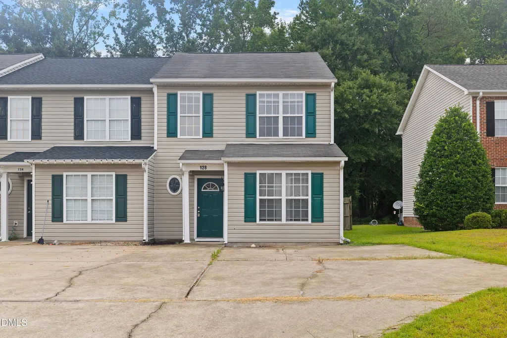 128 Anna Street Lillington NC 27546