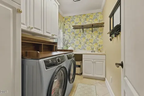 240 Norwalk Street Holly Springs NC 27540