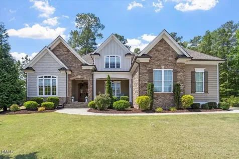 2405 Vetrina Way Apex NC 27502