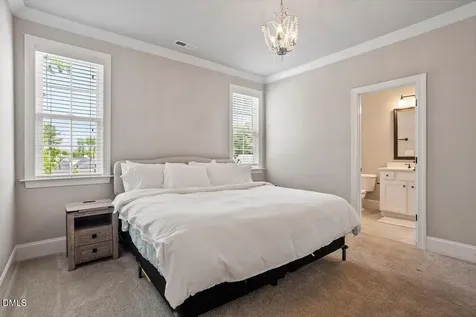2405 Vetrina Way Apex NC 27502