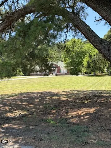 1202 E Cumberland Street Dunn NC 28334