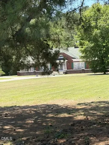 1202 E Cumberland Street Dunn NC 28334