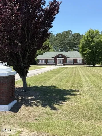1202 E Cumberland Street Dunn NC 28334