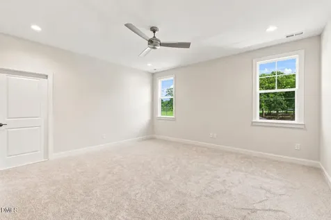 35 Wheatfield Lane Youngsville NC 27596