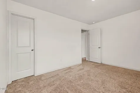 480 N Great White Way Clayton NC 27527