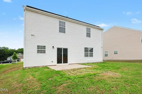 480 N Great White Way Clayton NC 27527