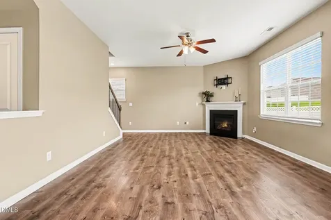 480 N Great White Way Clayton NC 27527