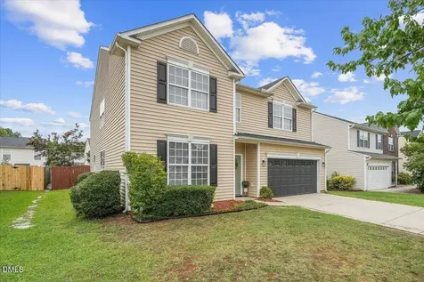 112 Smith Rock Drive Holly Springs NC 27540