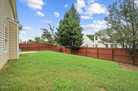 112 Smith Rock Drive Holly Springs NC 27540