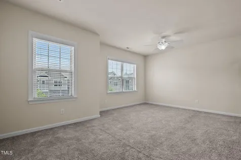 1882 Blue Jay Point Apex NC 27502