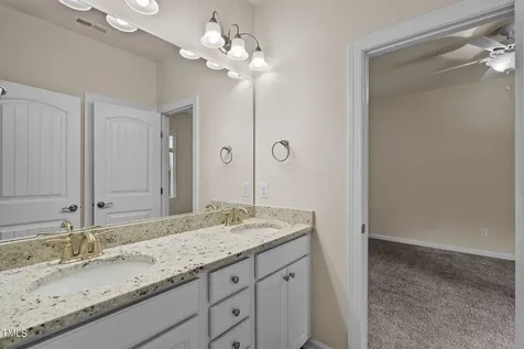 1882 Blue Jay Point Apex NC 27502
