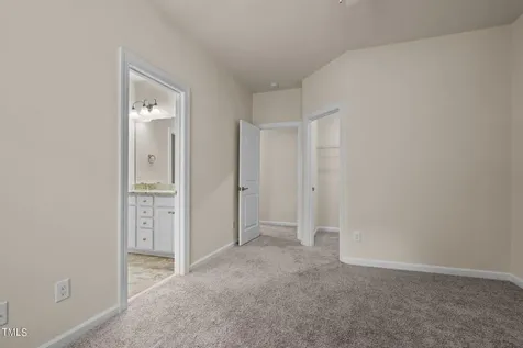 1882 Blue Jay Point Apex NC 27502