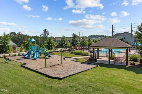 1882 Blue Jay Point Apex NC 27502