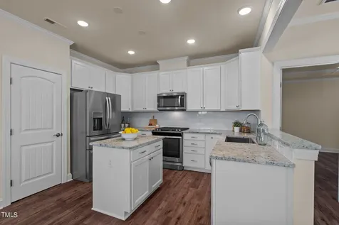 1882 Blue Jay Point Apex NC 27502