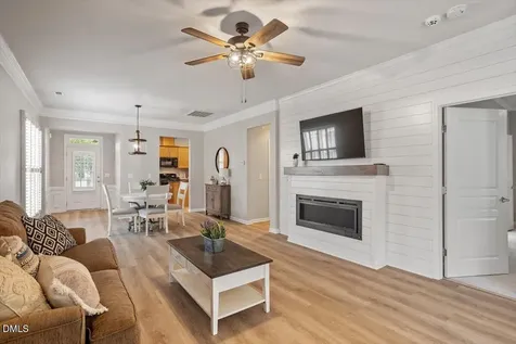527 Tomkins Loop Cary NC 27519