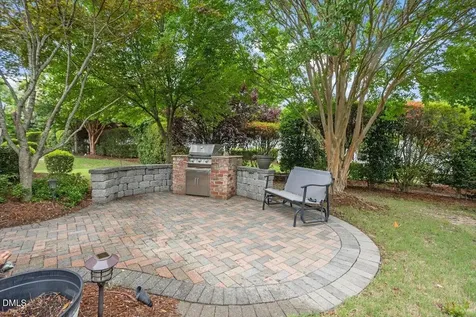 527 Tomkins Loop Cary NC 27519