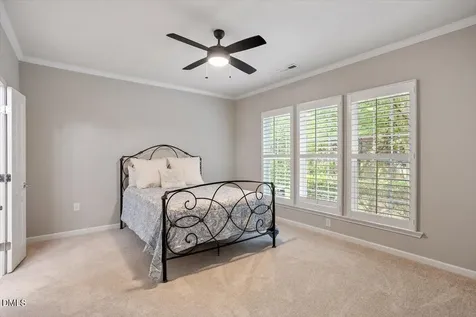 527 Tomkins Loop Cary NC 27519