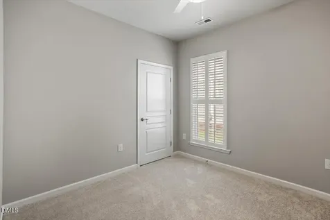527 Tomkins Loop Cary NC 27519