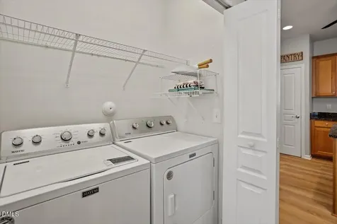 527 Tomkins Loop Cary NC 27519