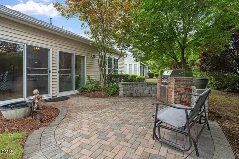 527 Tomkins Loop Cary NC 27519
