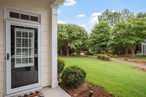 527 Tomkins Loop Cary NC 27519