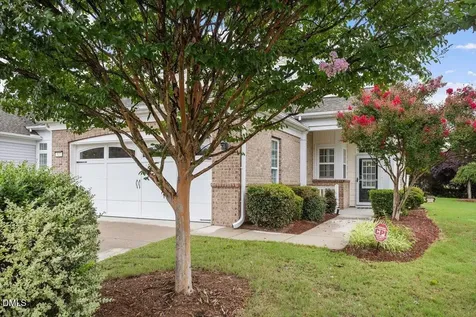 527 Tomkins Loop Cary NC 27519