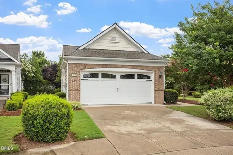 527 Tomkins Loop Cary NC 27519
